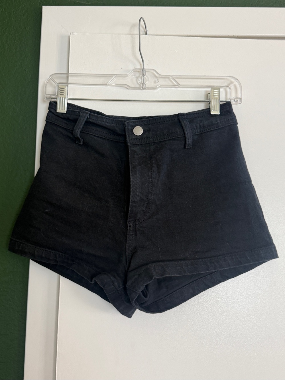 Universal Thread High-Waist Black Denim Shorts